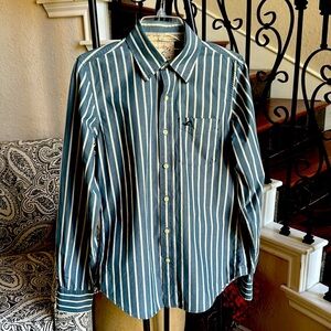 HOLLISTER men’s striped button-down, Small